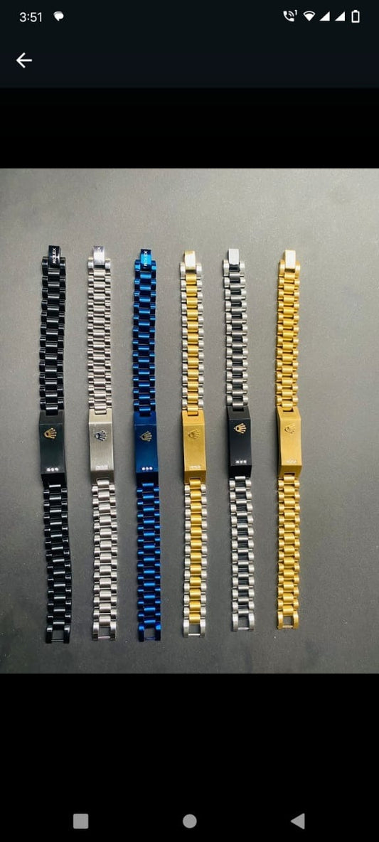 Royalty-Inspired Crown Name Bracelet